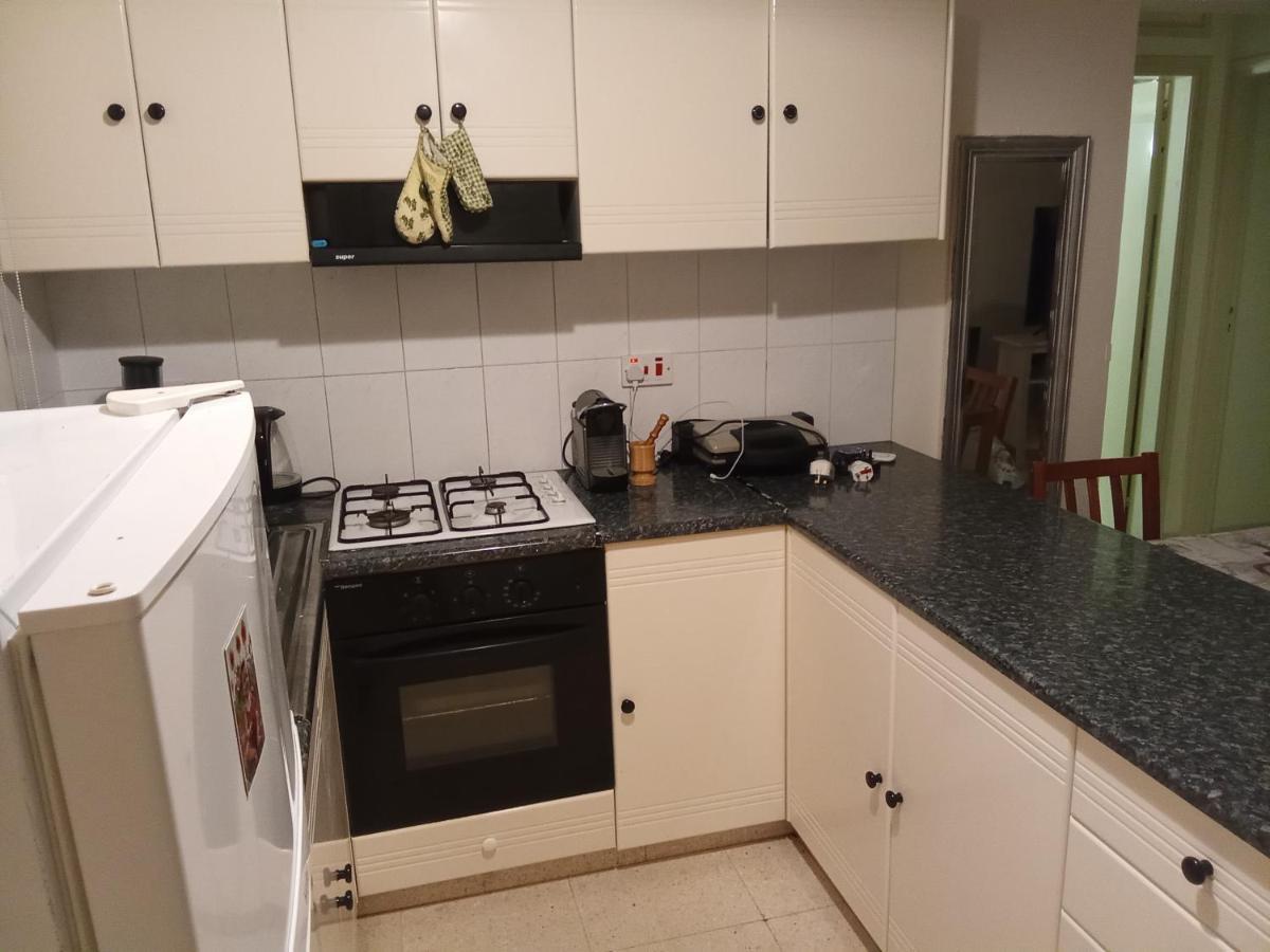 2 Bedroom Apartment In Makenzi Larnaca Exterior photo