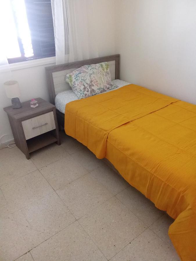 2 Bedroom Apartment In Makenzi Larnaca Exterior photo