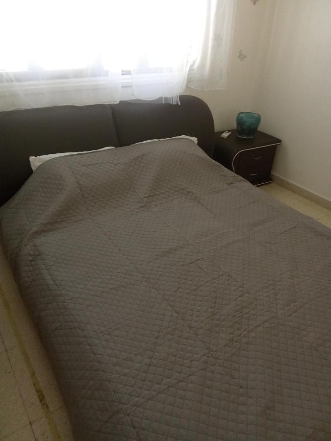 2 Bedroom Apartment In Makenzi Larnaca Exterior photo